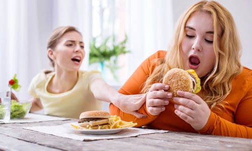 7 Myths of Binge Eating Disorder (BED)